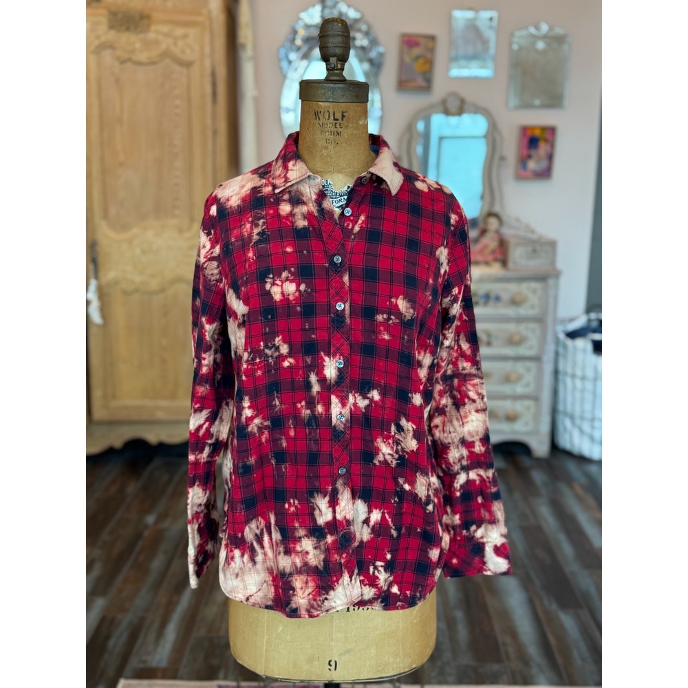 Upcycled/Reworked Flannel Shirt| Vintage "Love Heals" Rabbit| Boho| Medium - Picture 5 of 6